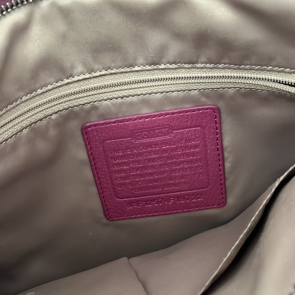 Coach purse - Picture 6 of 8
